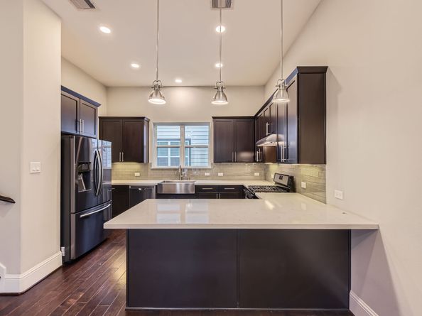 407 N Nagle Street E, Houston TX 77003