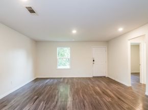 435 Connecticut Street, Houston TX 77029