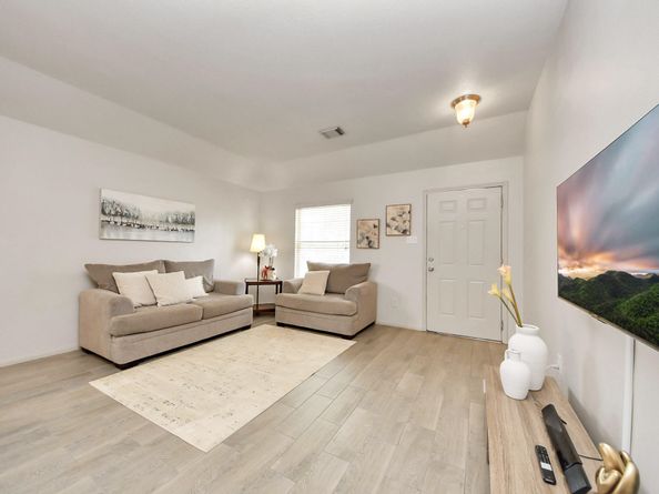 12943 Palm Leaf Court, Houston TX 77044