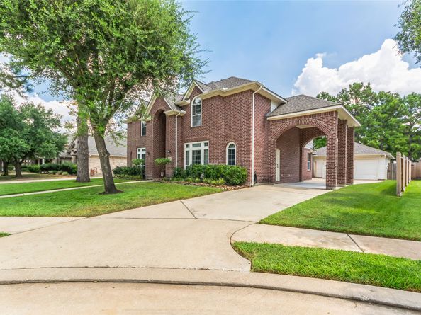 10906 Silverado Trace Drive, Houston TX 77095