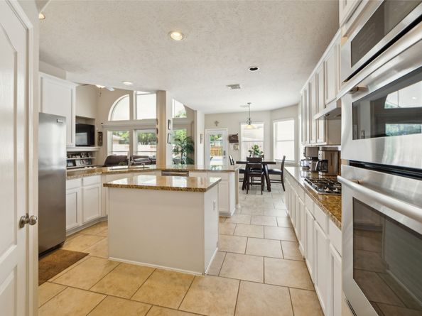 10906 Silverado Trace Drive, Houston TX 77095