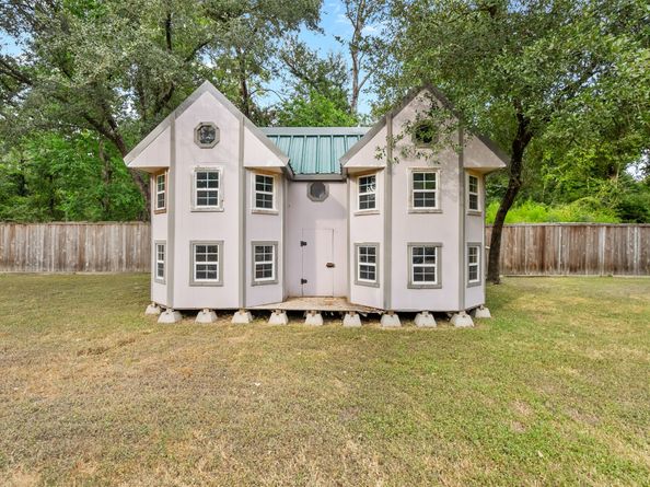 13406 Pinnacle Place, Houston TX 77069