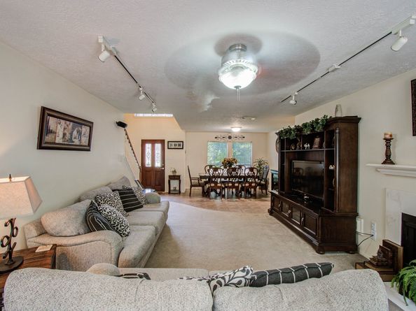 1010 Forestburg Drive, Spring TX 77386