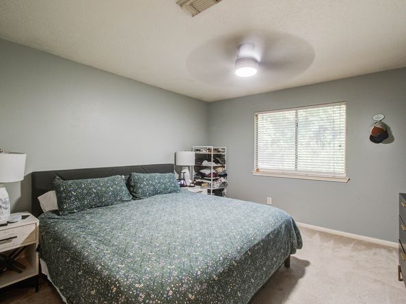 1010 Forestburg Drive, Spring TX 77386