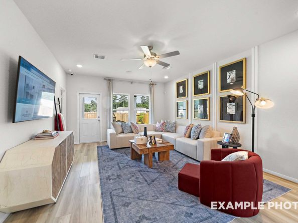 108 W Canopy Crossing Circle, Conroe TX 77301