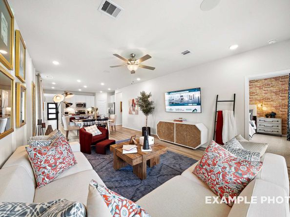 108 W Canopy Crossing Circle, Conroe TX 77301