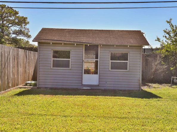 4613 Libbey Lane, Houston TX 77092