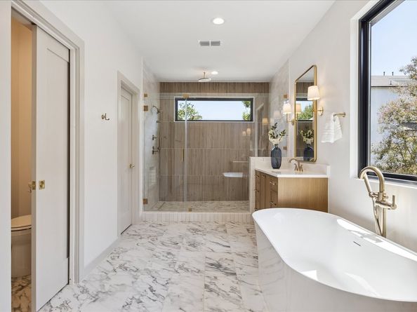 1209 Willard Street, Houston TX 77006