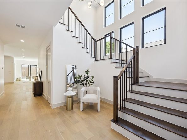 1209 Willard Street, Houston TX 77006