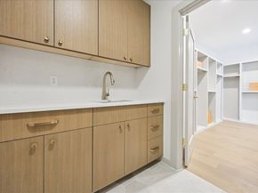 1209 Willard Street, Houston TX 77006