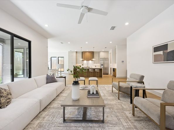 1209 Willard Street, Houston TX 77006