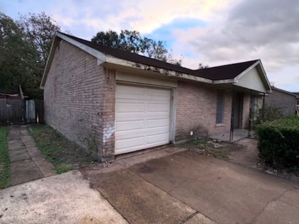 12434 Big Oaks Drive, Houston TX 77050