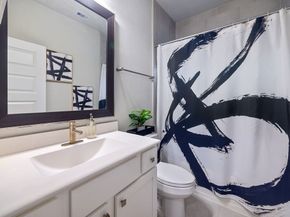 4008 Centre Glen Drive, Houston TX 77043