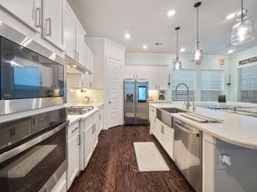 4008 Centre Glen Drive, Houston TX 77043