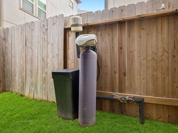 4008 Centre Glen Drive, Houston TX 77043