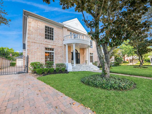 93 Greensward Lane, Sugar Land TX 77479