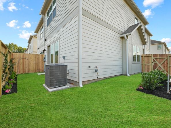 6453 Rena Street, Houston TX 77092