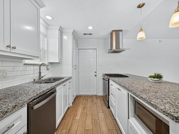 5727 Cartagena Street, Houston TX 77035