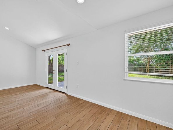 5727 Cartagena Street, Houston TX 77035