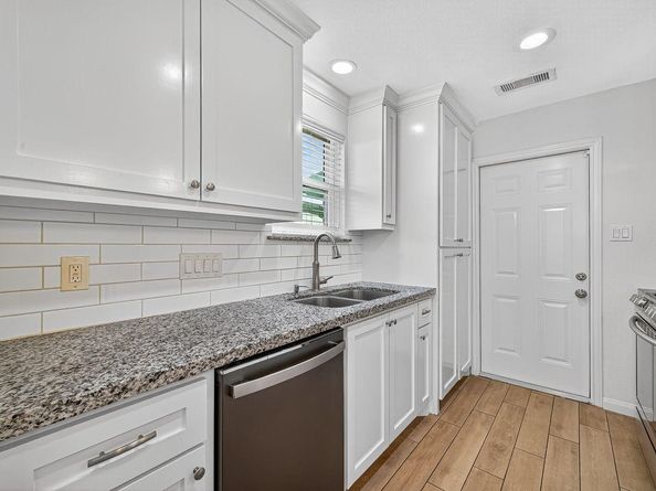 5727 Cartagena Street, Houston TX 77035