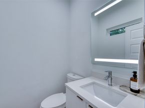 507 Schweikhardt Street, Houston TX 77020