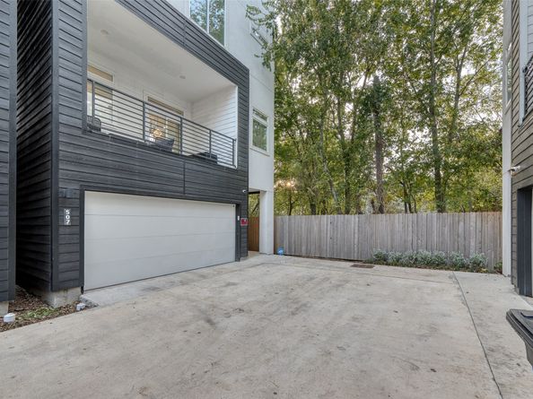 507 Schweikhardt Street, Houston TX 77020