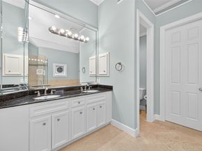 2624 Helena Street, Houston TX 77006