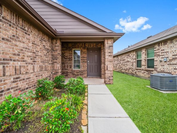 14409 Sugar Pines Drive, Conroe TX 77302