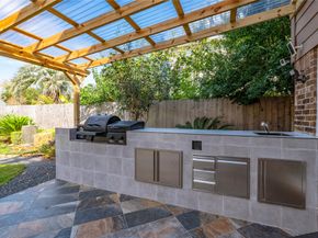 603 Chedworth Drive, Houston TX 77062