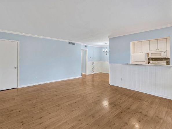 3809 N Braeswood Boulevard 30, Houston TX 77025