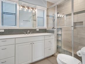 3809 N Braeswood Boulevard 30, Houston TX 77025