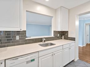 3809 N Braeswood Boulevard 30, Houston TX 77025