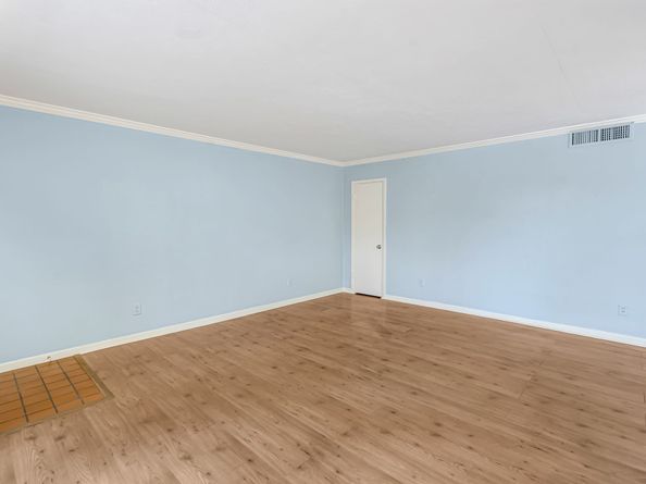 3809 N Braeswood Boulevard 30, Houston TX 77025