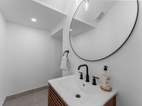 1009 Tuskegee Heights Lane, Houston TX 77091