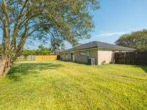 8706 Kirkmont Drive, Houston TX 77089