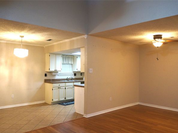 718 Silverpines Road, Houston TX 77062