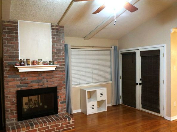 718 Silverpines Road, Houston TX 77062