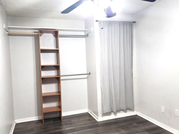 718 Silverpines Road, Houston TX 77062