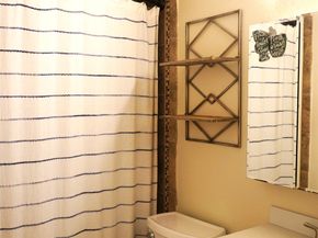 718 Silverpines Road, Houston TX 77062