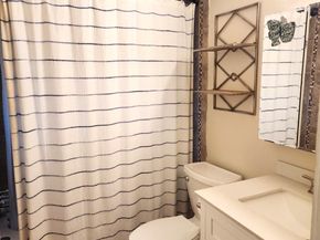 718 Silverpines Road, Houston TX 77062