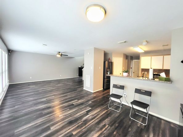 8722 Ashlawn Drive, Houston TX 77083