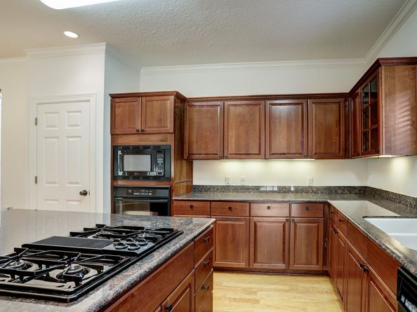 5400 Gibson Street, Houston TX 77007