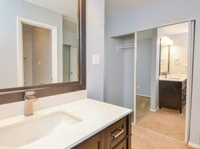 12114 Bob White Drive 121, Houston TX 77035