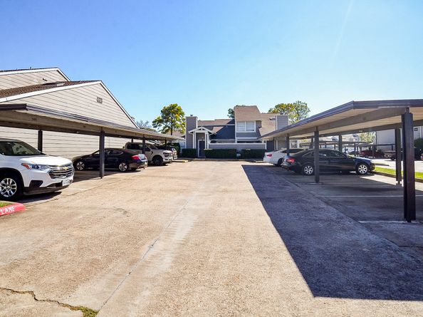 12114 Bob White Drive 121, Houston TX 77035