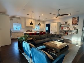 8422 Academy Street, Houston TX 77025