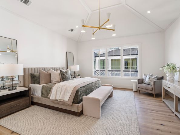 1204 Willard Street, Houston TX 77006