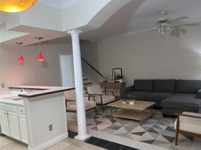 7347 Regency Square Court 7347, Houston TX 77036