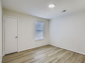 826 Forest Hillside Lane, Houston TX 77067