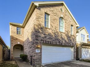 826 Forest Hillside Lane, Houston TX 77067