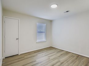 826 Forest Hillside Lane, Houston TX 77067